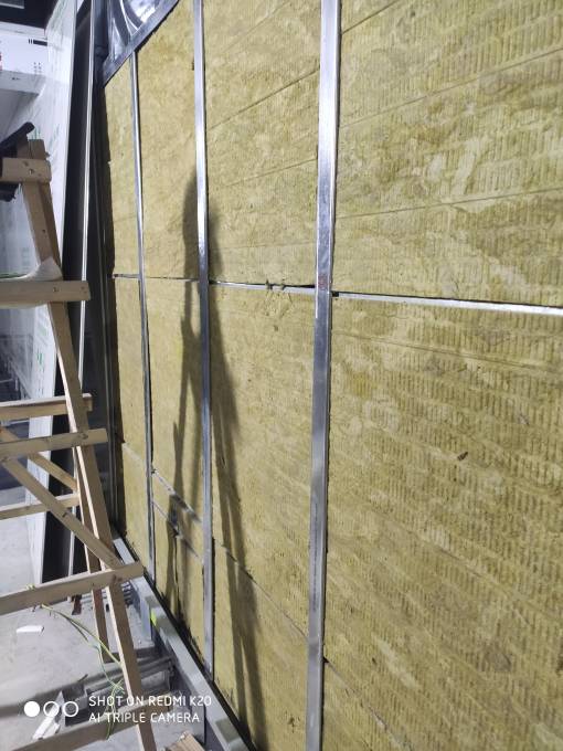 机房墙面防火岩棉